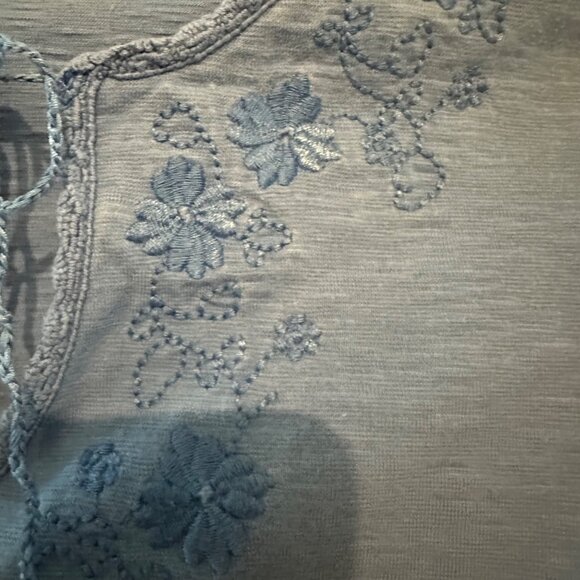 Coldwater Creek Blue Embroidered Cotton Short Sleeve Tie Neck Top S - Picture 5 of 7